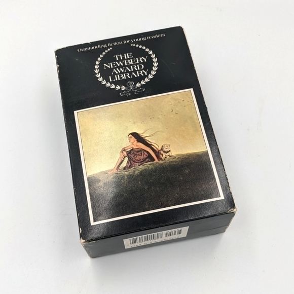 The Newberry Award Library Book Collection Set 5 Books - Picture 3 of 6